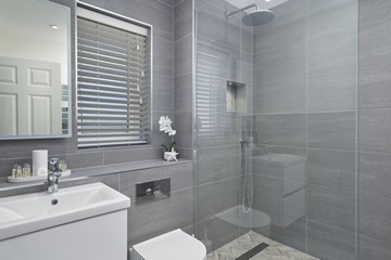 Ensuite shower room